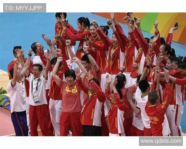 北京排球队的默契配合与战术分析探讨排球竞技的魅力与团队精神